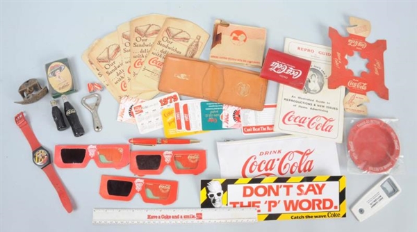 LOT OF SMALL COCA-COLA PROMOTIONAL ITEMS.         
