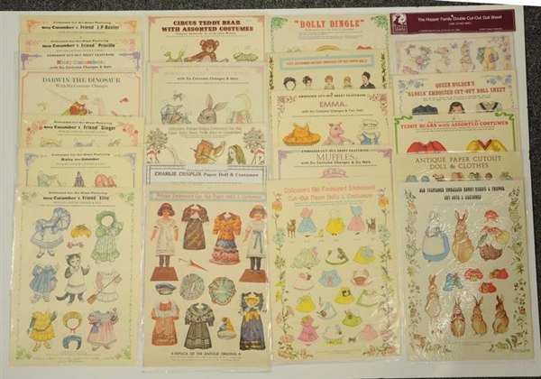 LARGE LOT OF ASSORTED PAPER DOLL SETS.            