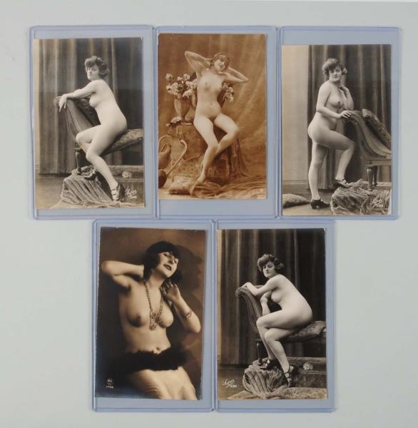 LOT OF 5: FRENCH NUDE POSTCARDS.                  