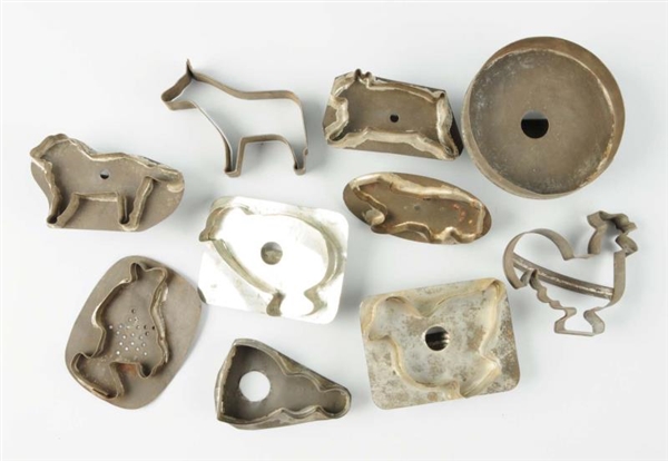 LOT OF 10: TIN COOKIE CUTTERS.                    