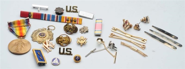 LOT OF MILITARY PINS & TIE TACS.                  