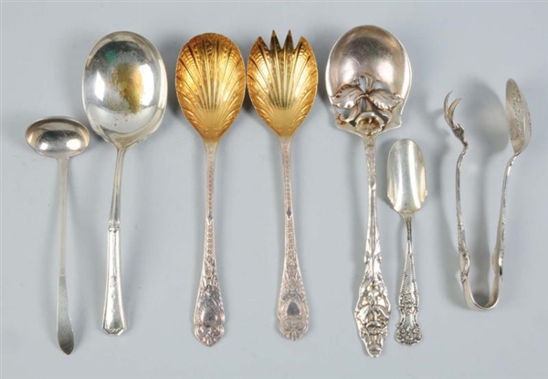 GROUP OF 6 STERLING SERVING PIECES.               