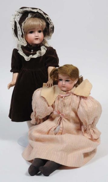 LOT OF 2: BISQUE HEAD DOLLS.                      