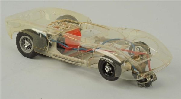 UNIQUE CHASSIS WITH LOLA T-70 BODY.               