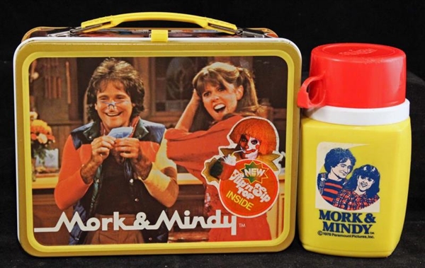 MORK AND MINDY STEEL LUNCH BOX & THERMOS.         