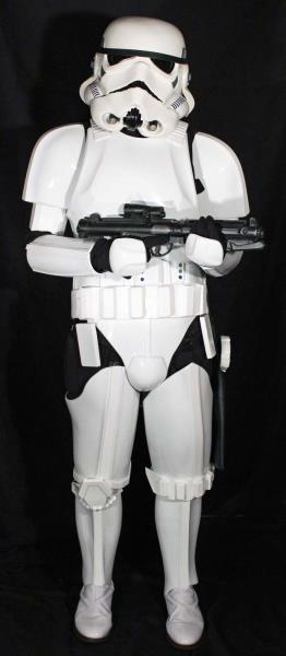  STAR WARS ‘STORM TROOPER’ COMPLETE ARMORED SUIT  