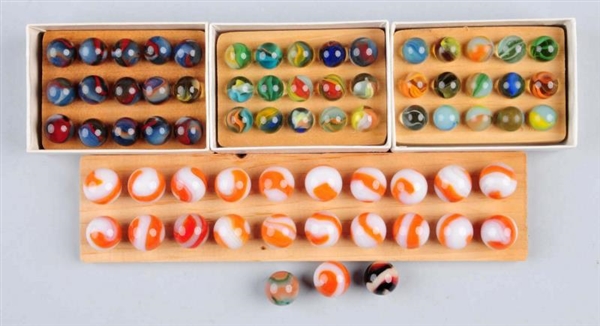 LOT OF 65+ MARBLES.                               