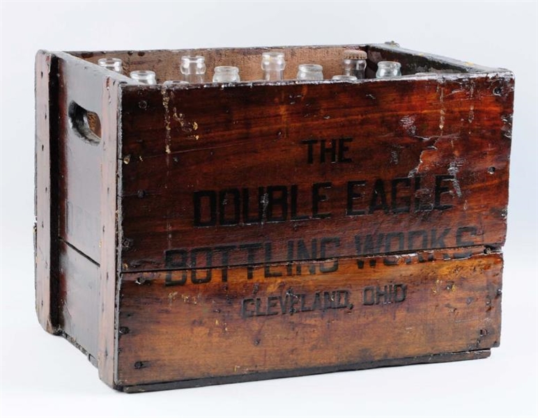 DOUBLE EAGLE BOTTLING CO. CRATE WITH BOTTLES.     