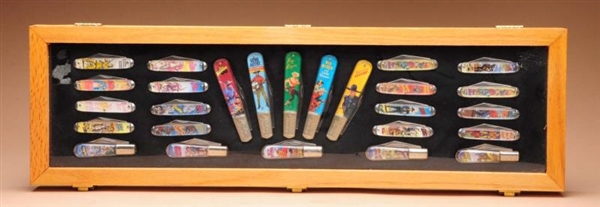 COLLECTION OF WESTERN ICON POCKET KNIVES.         