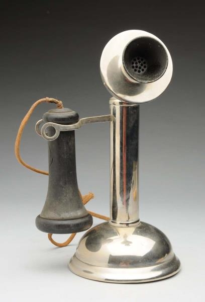 CHICAGO OIL CAN CANDLESTICK PHONE.                