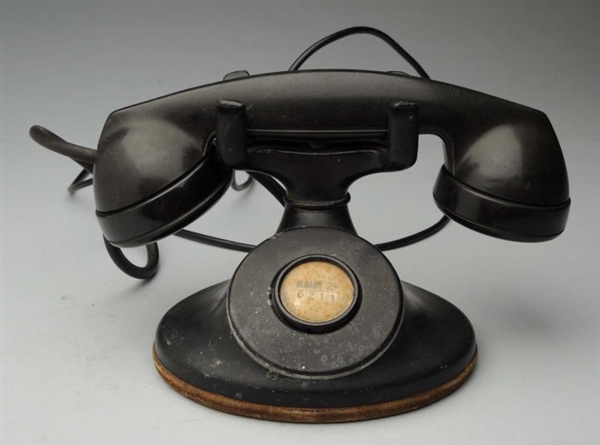 WESTERN ELECTRIC NON - DIAL DESK TELEPHONE.       