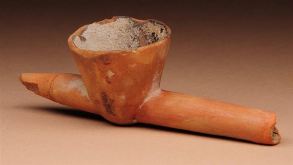 AUTHENTIC CLAY CADDO PIPE.                        