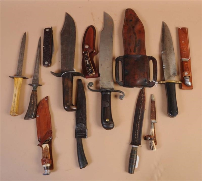 LARGE LOT OF ASSORTED KNIVES.                     