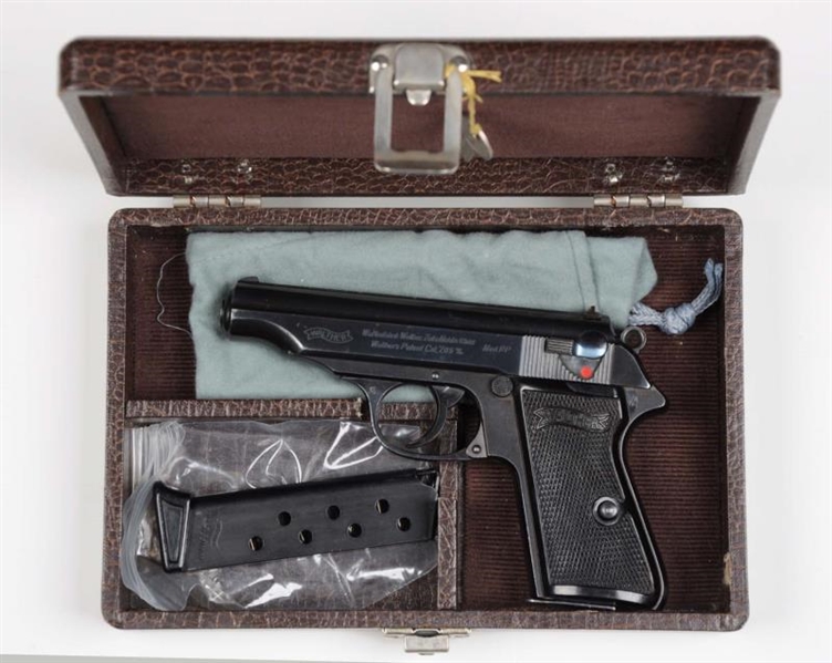 NAZI ISSUE WALTHER PP SEMI-AUTOMATIC PISTOL.**    
