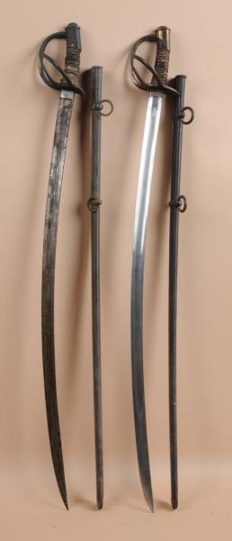 LOT OF 2: CIVIL WAR CALVARY SWORDS.               