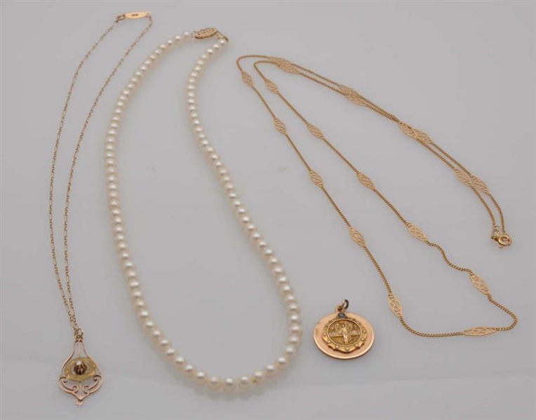 LOT OF 4 14K GOLD JEWELRY PIECES                  