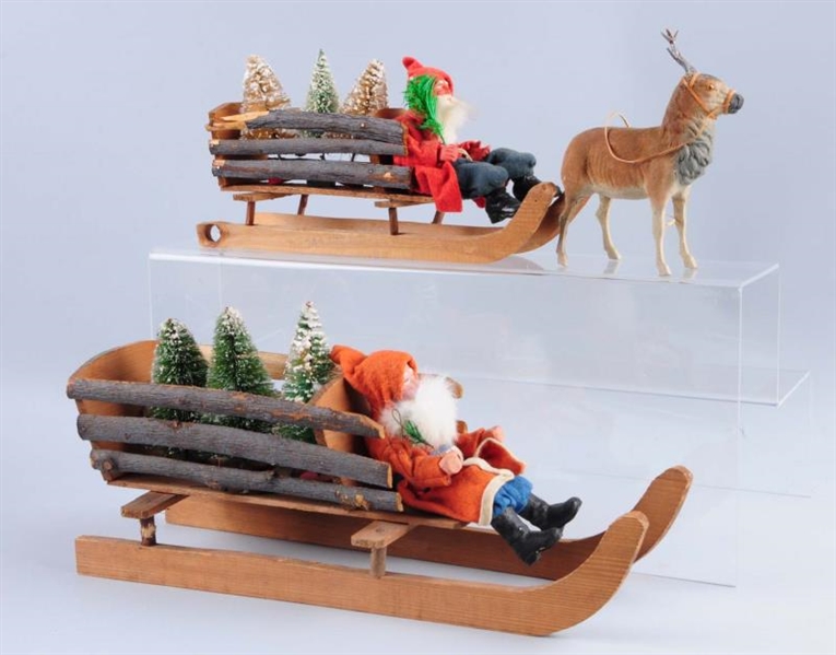 LOT OF 2: SANTA AND SLEIGHS.                      