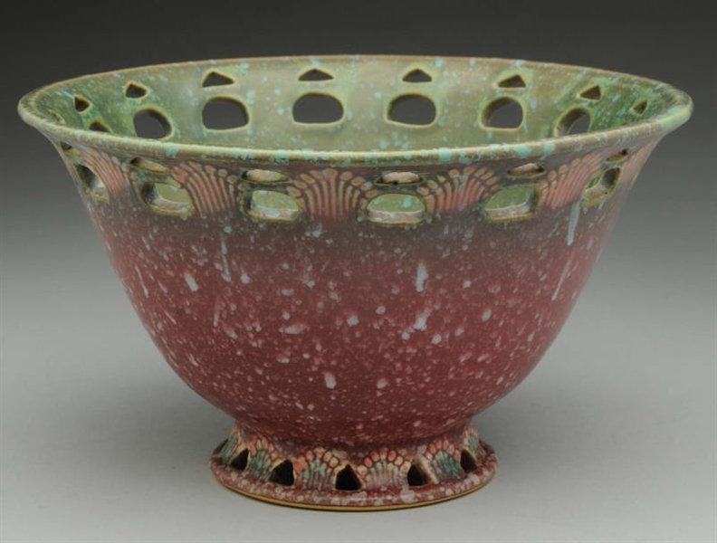 ROSEVILLE RED FERELLA FOOTED COMPOTE BOWL.        