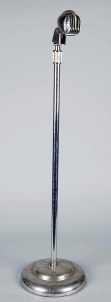 TURNER DYNAMIC MICROPHONE ON FLOOR STAND W/ CABLE 