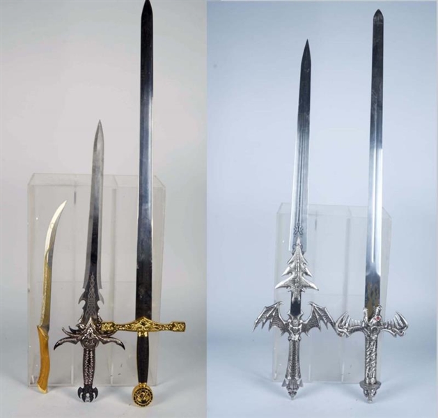 LOT OF 5 ASSORTED CONTEMPORARY SWORDS             