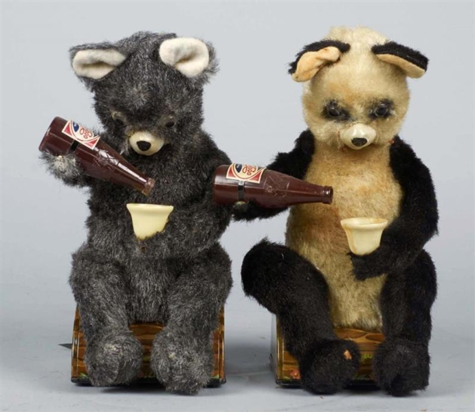 LOT OF 2 MECHANICAL SODA DRINKING & POURING BEARS 