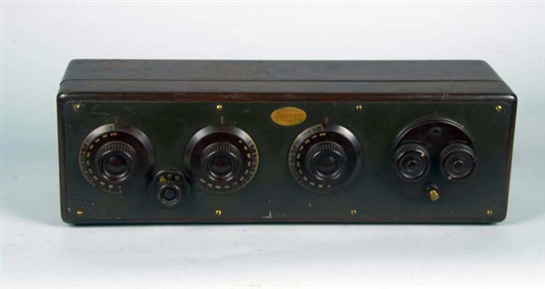 ATWATER KENT TABLETOP BROADCAST RECEIVER          