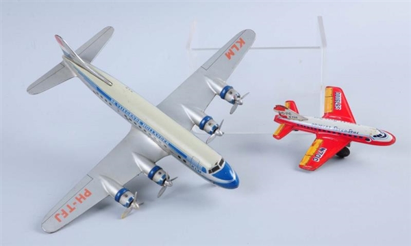 LOT OF 2: TIN AIRPLANES.                          