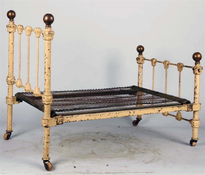 SALESMANS SAMPLE ART BED CO. WITH BRASS BALLS    