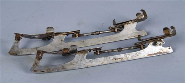 PAIR OF #12 UNION HARDWARE CO. CLIP ON ICE SKATES 