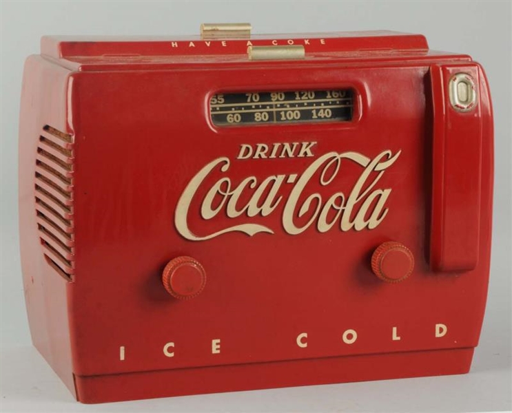 1950S COCA-COLA COOLER RADIO.                    