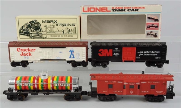 LOT OF 4: LIONEL MPC FREIGHT CARS.                