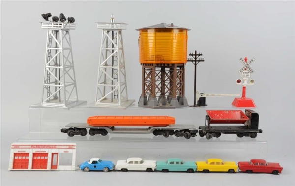 LIONEL ASSORTED ROLLING STOCK & ACCESSEORIES.     