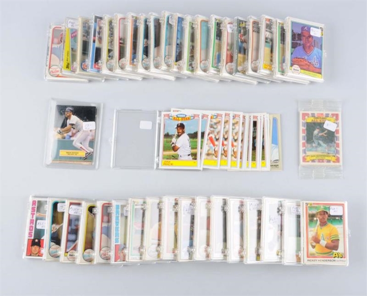 LOT OF APPROX 400 1980S BASEBALL CARDS.          