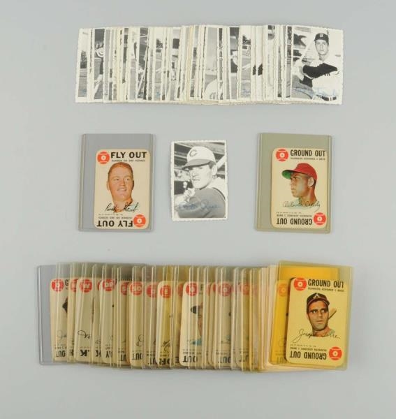 LOT OF 1960S TOPPS BASEBALL INSERT CARDS.        