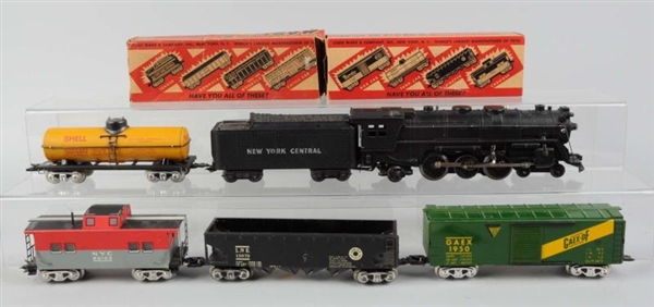 MARX 333 L & T PLUS ASSORTED FREIGHT CARS.        