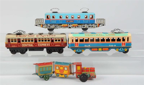 LOT OF 4: JAPANESE TIN TOY TRAIN CARS.            