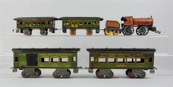 LOT OF 5: NONPAREIL TOY TRAIN CARS.               