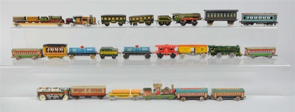 LOT OF 23: SMALL ASSORTED TRAINS.                 