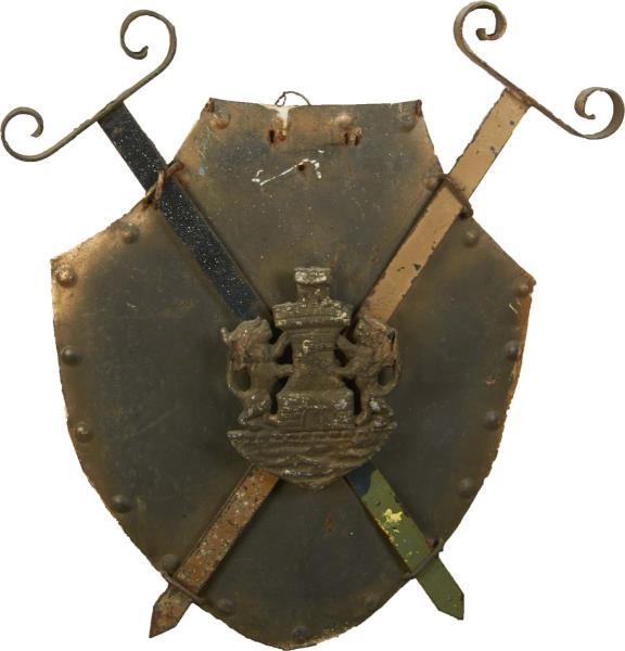 METAL SHIELD WITH CROSSED SWORDS WALL DECOR       