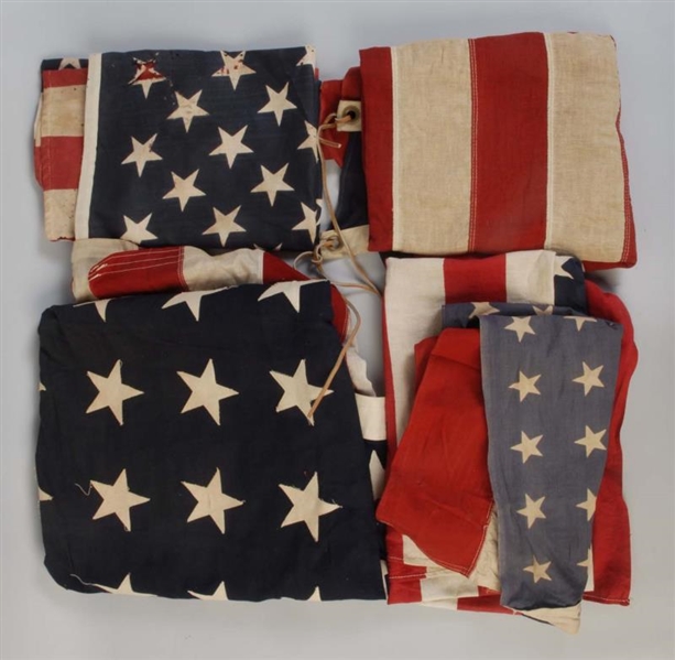 LOT OF 5: AMERICAN FLAGS.                         