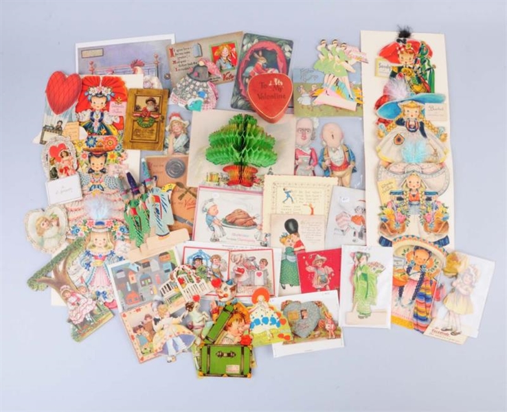 LOT OF VINTAGE 1900S - 50S HOLIDAY CARDS.       