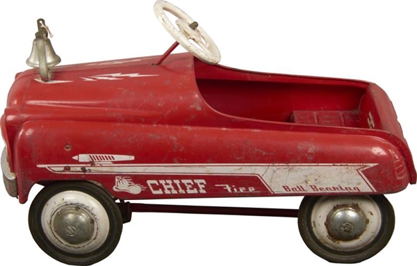 MURRAY FIRE CHIEF PRESSED STEEL PEDAL CAR         