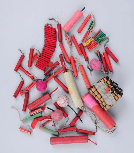 LOT OF ASSORTED FIRECRACKERS.                     