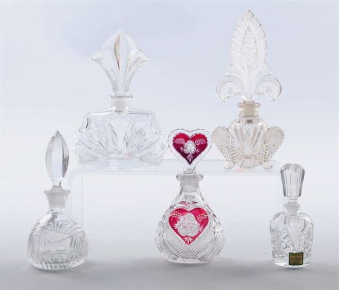 LOT OF 5: ASSORTED GLASS PERFUME BOTTLES.         
