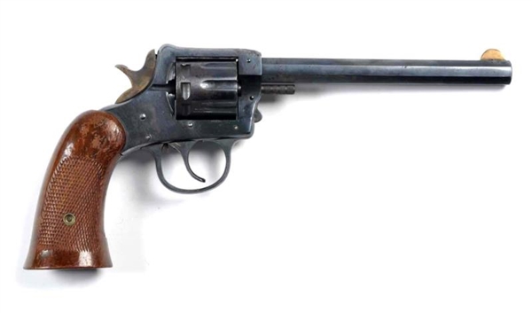 **H&R 922 DOUBLE ACTION REVOLVER.                 