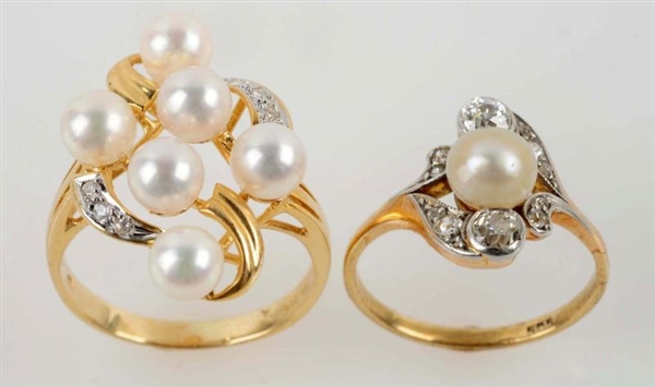 LOT OF 2: YELLOW GOLD & PEARL RINGS.              