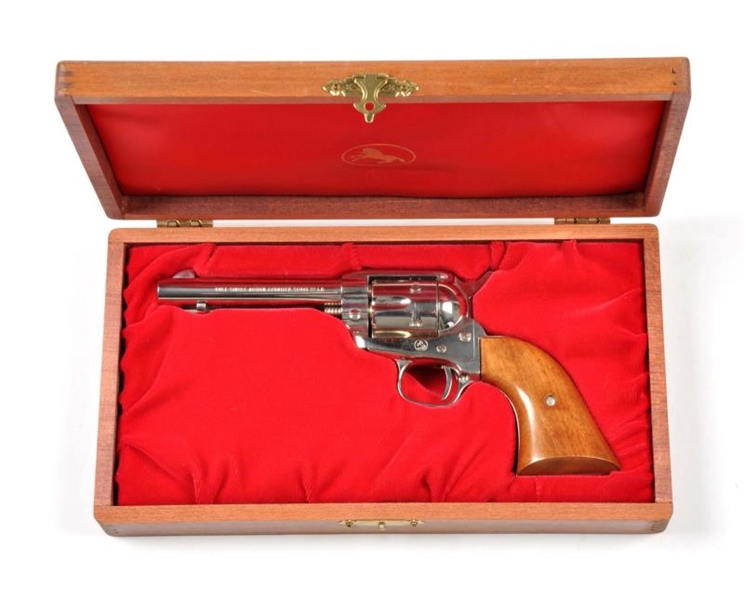 **CASED COLT S.A. FRONTIER SCOUT REVOLVER.        