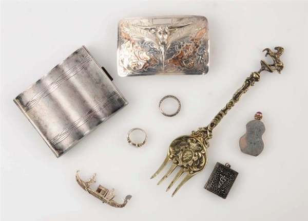 LOT OF 8: SILVER ITEMS.                           