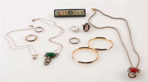 LOT OF 9: SILVER & GOLD ITEMS.                    