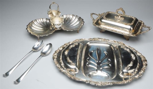 LARGE LOT OF SILVER PLATED SERVING PIECES.        